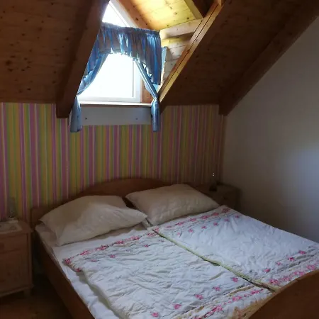 Haus Am Weinberg Tatil Evi *